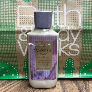 Bath & Body Works Vanilla Ease Body Lotion - 8oz Sealed. New